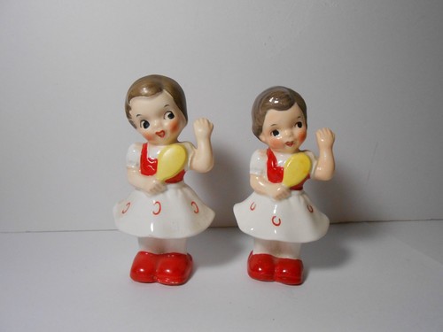 Vtg different girls - vtg,